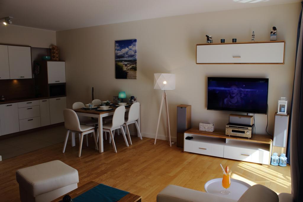 Apartament Flotylla Miedzyzdroje 60 M2 エクステリア 写真